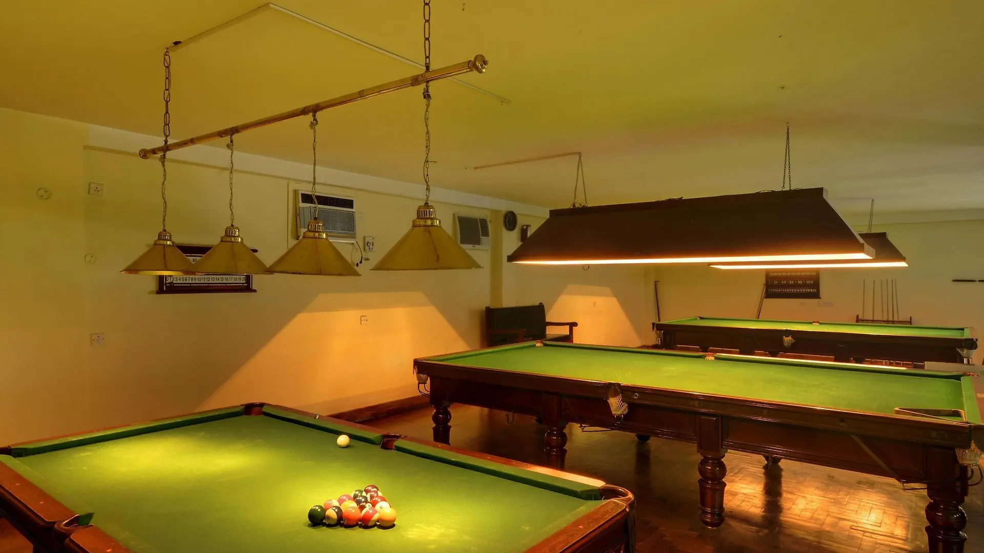 Club Patio 호텔 구르가온 리조트